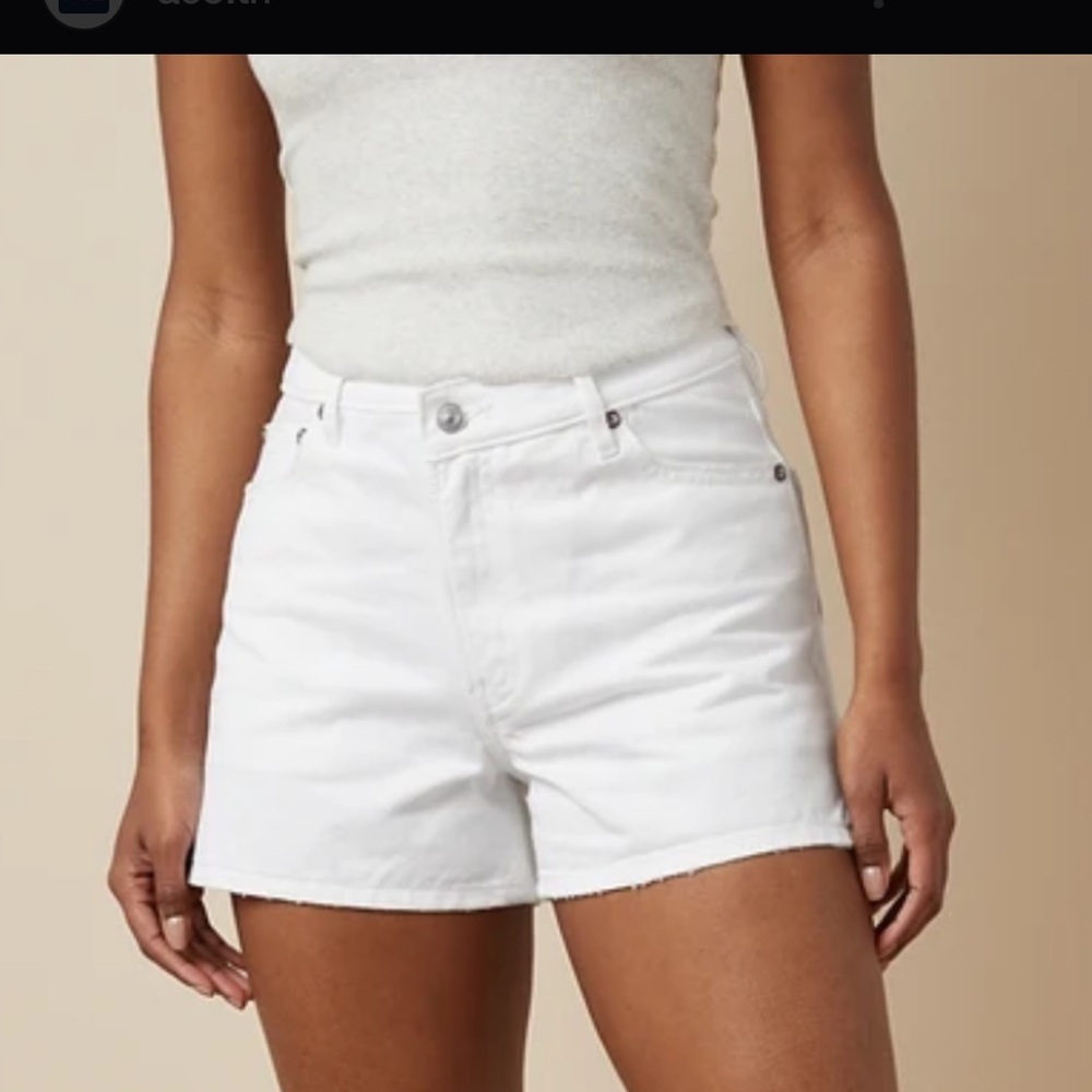 American Eagle outfitters strigid white shorts size 16 new with tags